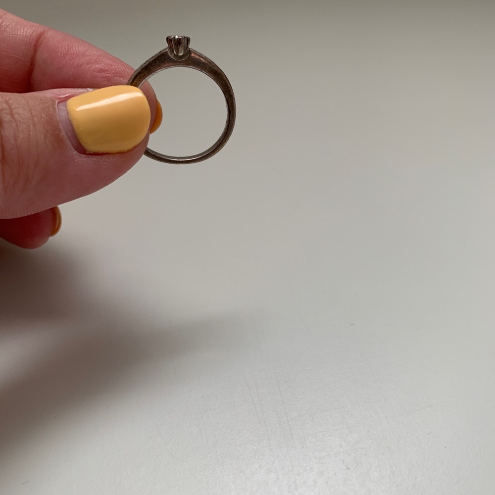 Silver / Diamond ring - Picture 3 of 3